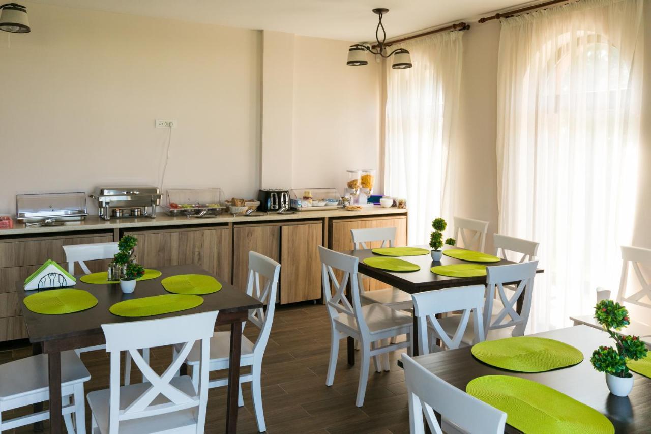 Villa Ciao - Adults Only คอร์บู ภายนอก รูปภาพ
